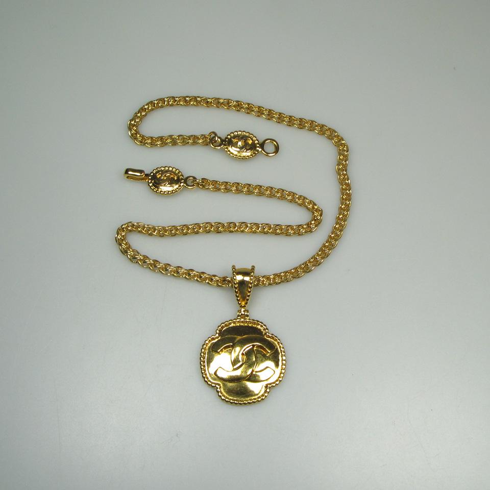 French Chanel Gold Tone Braided Chain And Pendant