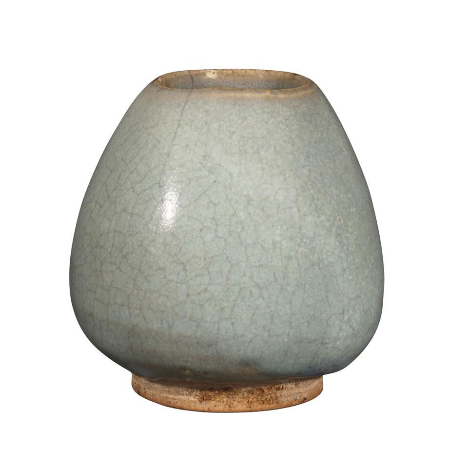 Jun Ware Glazed ‘Chicken Heart’ Jar, Yuan Dynasty or Later 