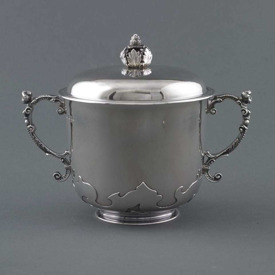 English Silver Two-Handled Cup and Cover, D. & J. Wellby, London, 1929