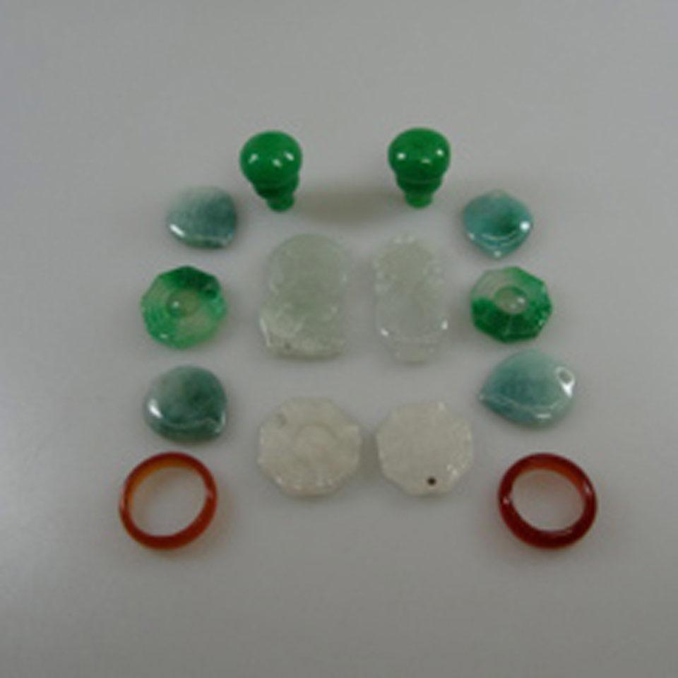 Quantity Of Carved Jade And Hardstone
