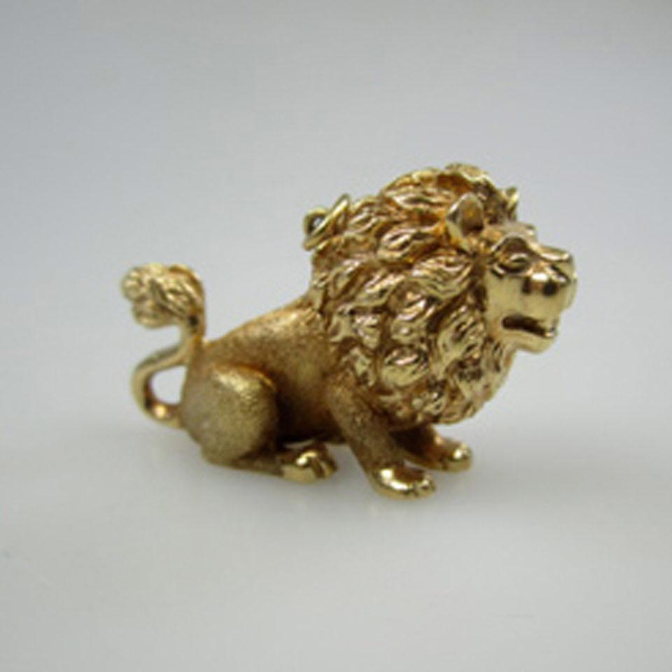 18k Yellow Gold Lion Pendant