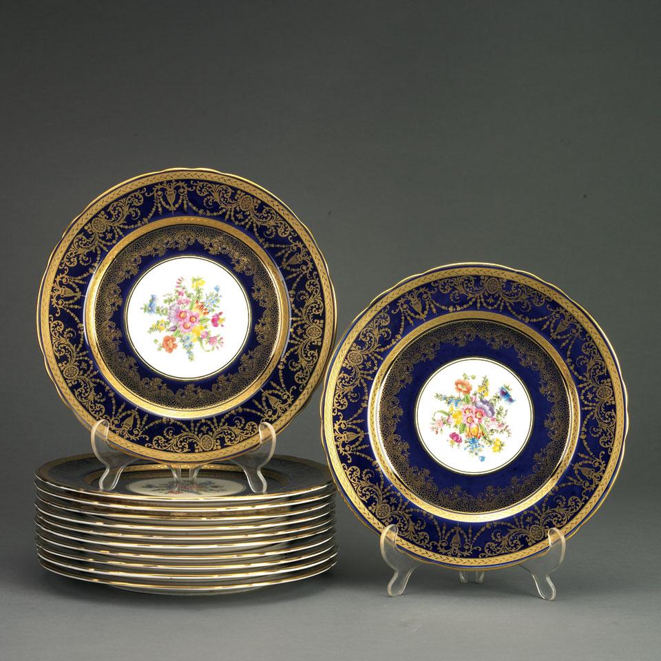 Twelve Aynsley Service Plates, 20th century