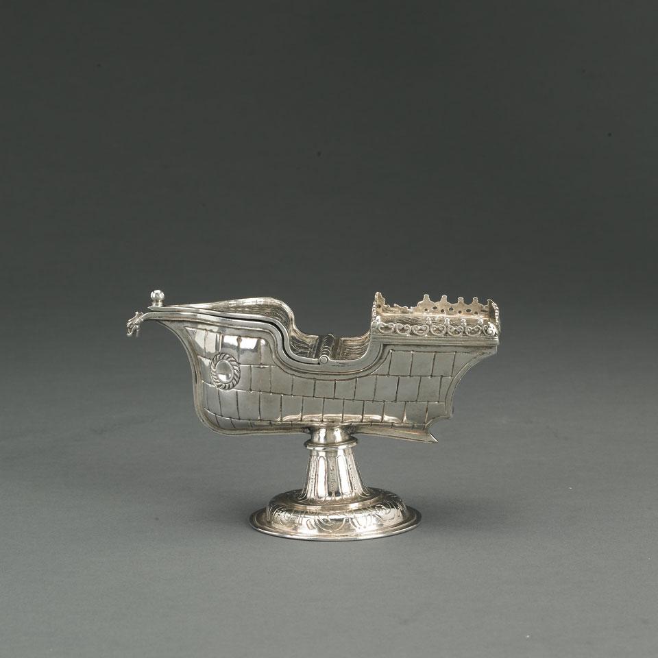Spanish Colonial Silver Incense Boat, early 17th century