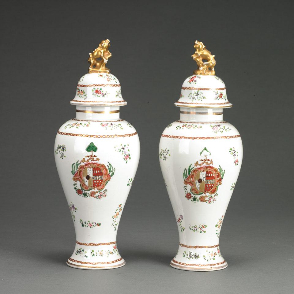 Pair of Samson ‘Compagnie des Indes’ Armorial Vases and Covers, c.1900