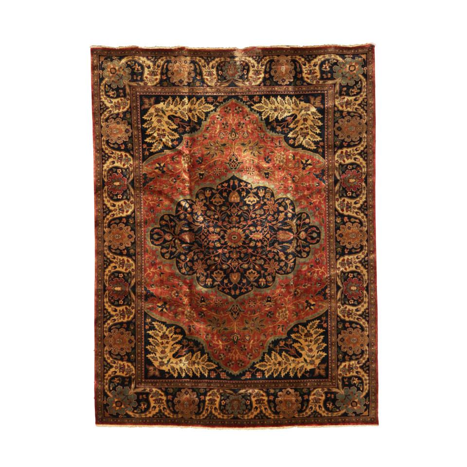 Indo Sarouk Carpet