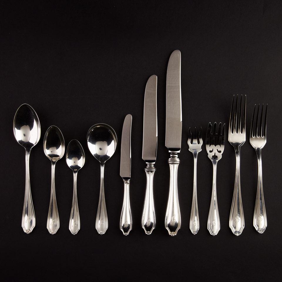 Canadian Silver ‘Laurel Wreath’ (Variant) Pattern Flatware Service, Roden Brothers, Toronto, Ont.,  early 20th century