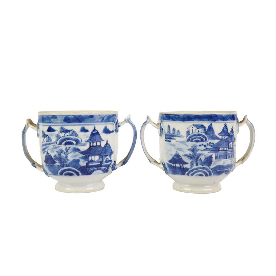 Pair of Export Blue and White Posset Cups, 18th/19th Century