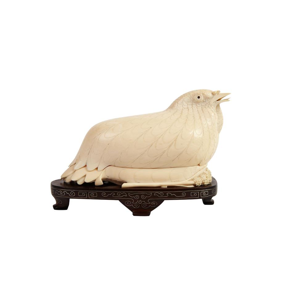 Ivory Carved Quail-Form Box and Cover, 19th Century