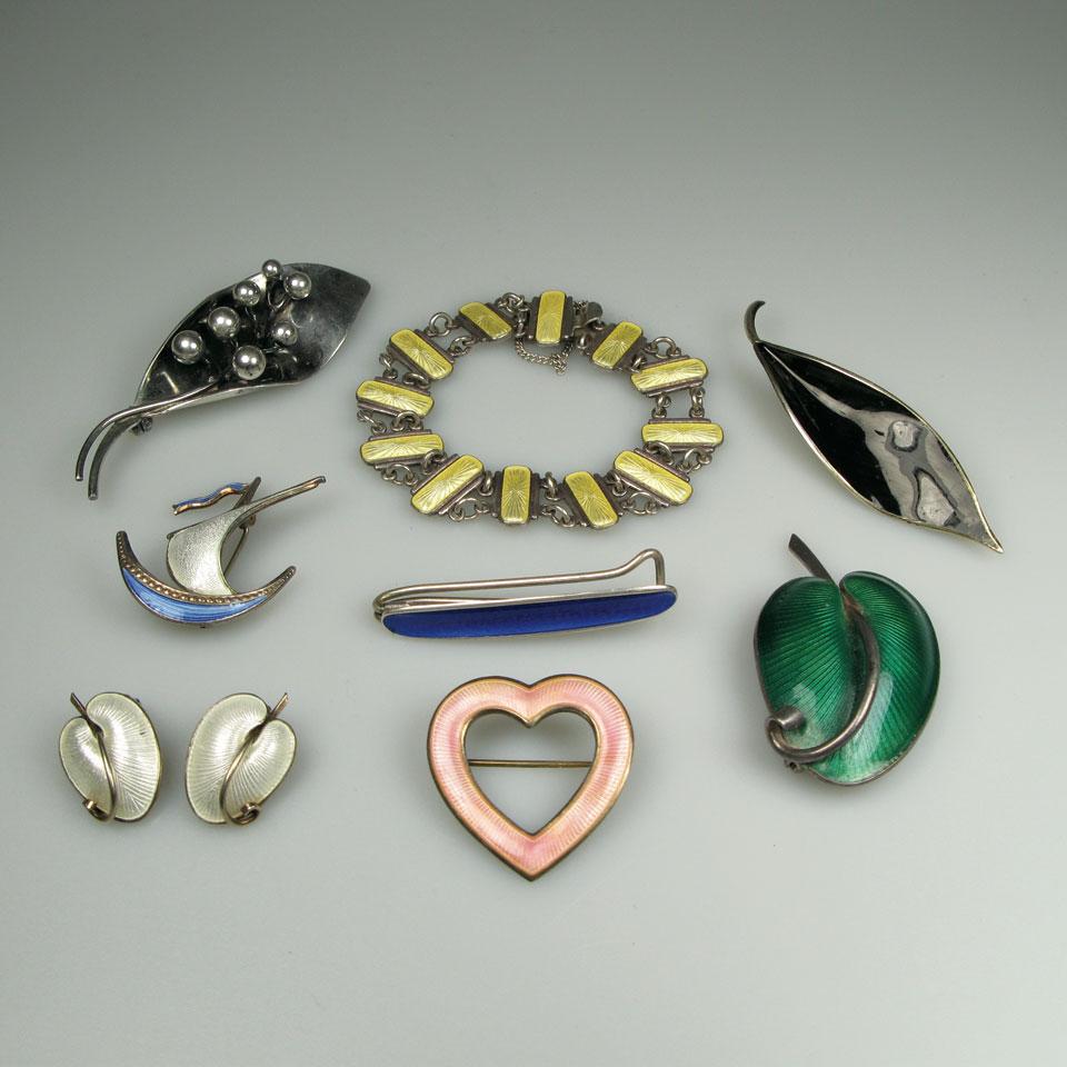 Small Quantity of Danish and Norwegian sterling silver Jewellery