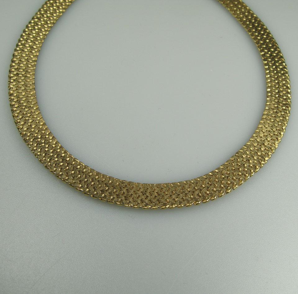 Hungarian 18k Yellow Gold Flat Collar Necklace