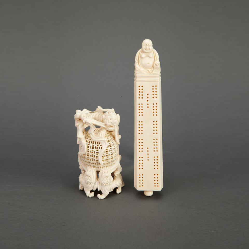 Ivory Cribbage Game Board and Ivory Fu-Lion Stand