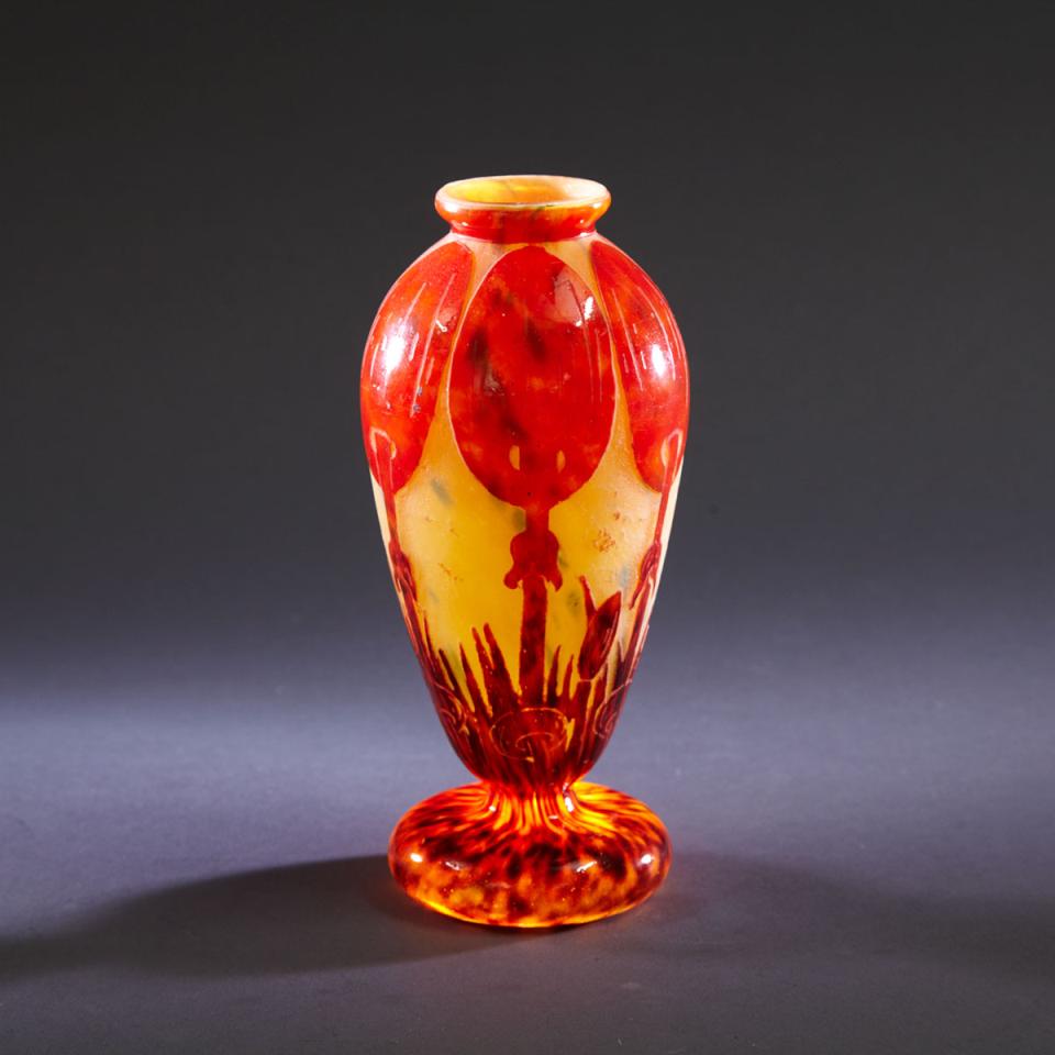 Le Verre Français Cameo Glass Vase, c.1925-30