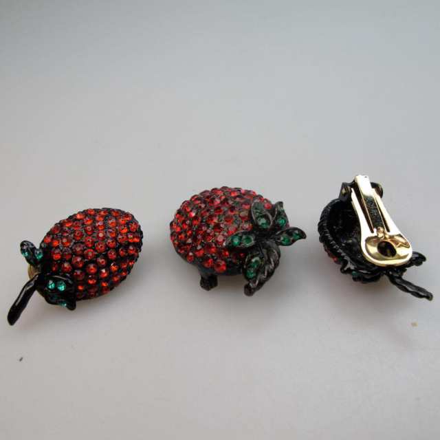 3 Piece Weiss Brooch And Earring Japanned Metal Suite