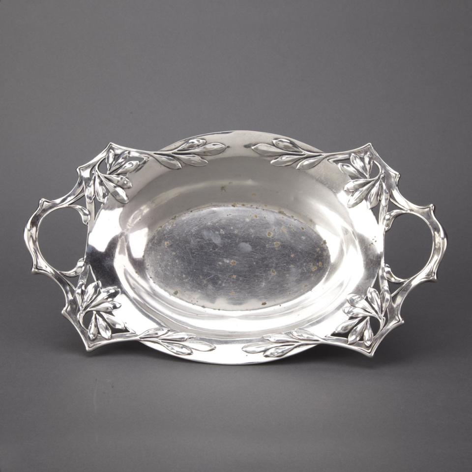 German Jugendstil Silver Oval Dish, c.1900