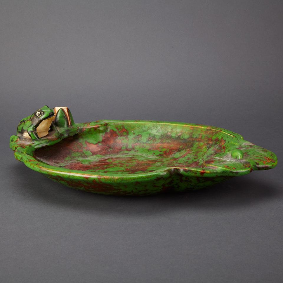 Weller Coppertone Pottery Frog Tray, early 20th century