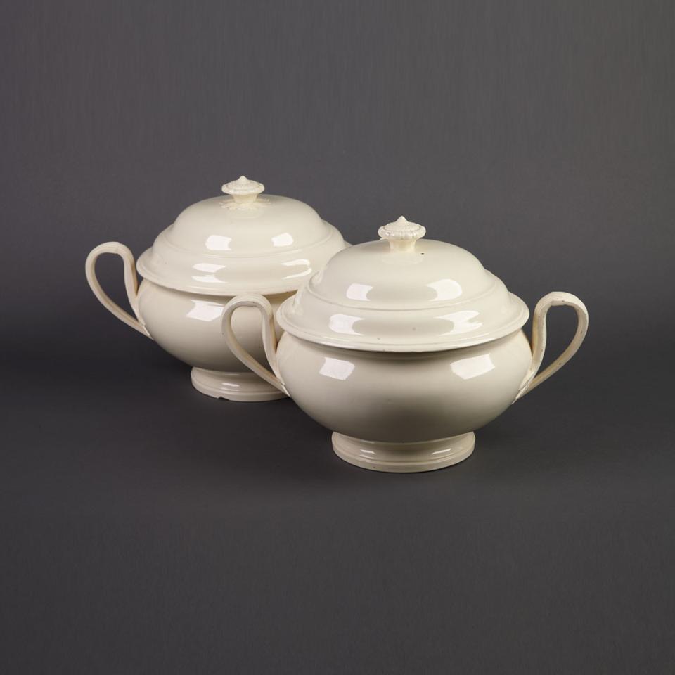 Pair of Leeds Creamware Covered Soup Tureens, c.1800