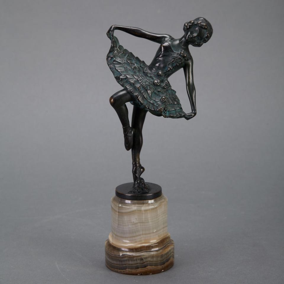 Austrian Bronze Figure of a Young Ballerina en Pointe, c.1930