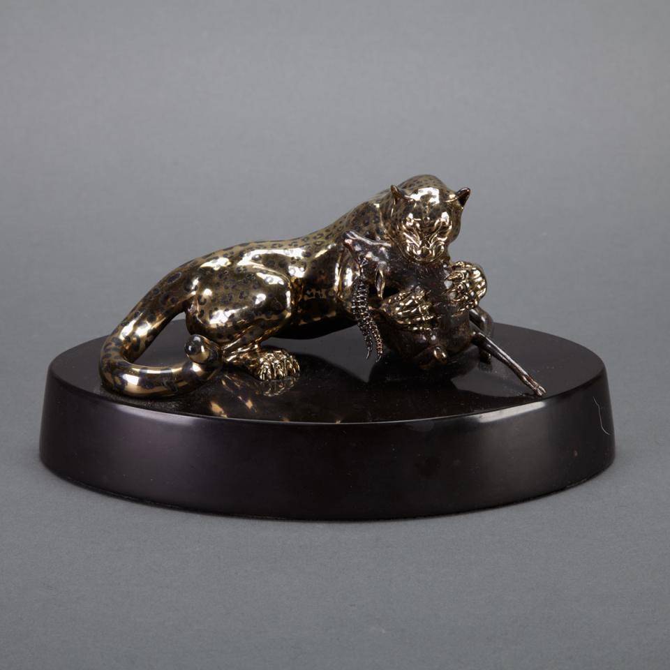Gold Inlaid Bronze Group of a Cheetah Devouring a Gazelle by Takashi Sakamoto (Japanese Canadian, fl. 1980’s)