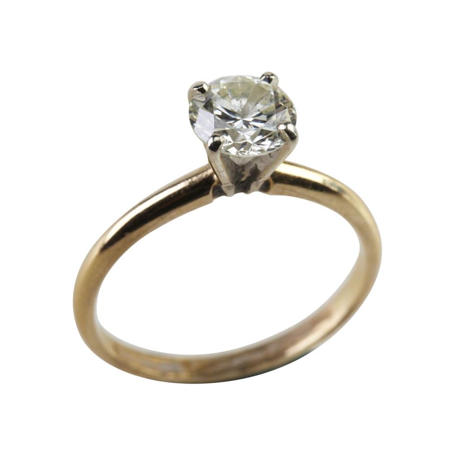 14k Yellow Gold Solitaire Ring