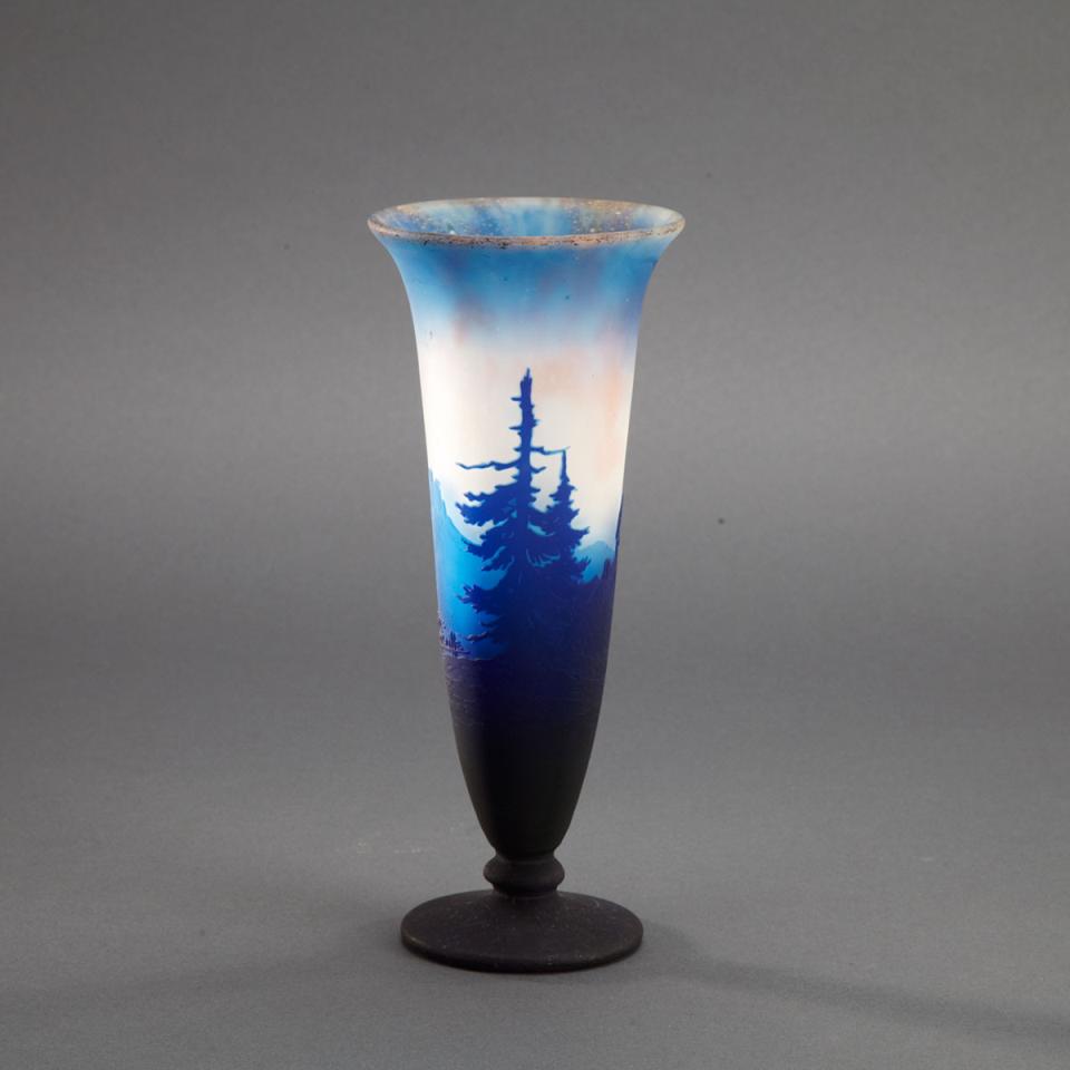 Muller Frères Cameo Glass Landscape Vase, early 20th century