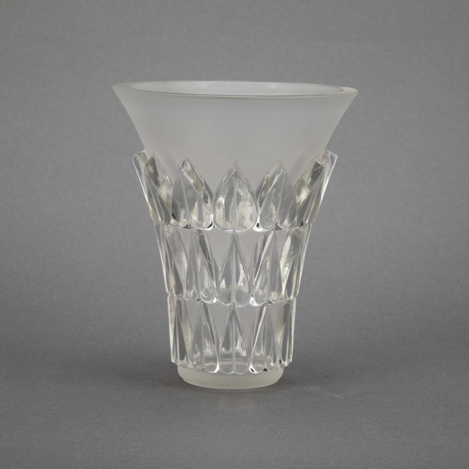 ‘Feuilles’, Lalique Moulded and Partly Frosted Glass Vase, 1930s