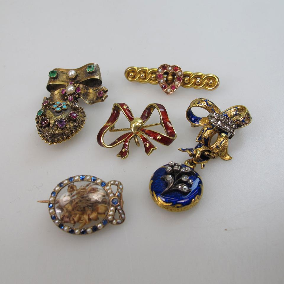 5 Various Victorian Gold Pins