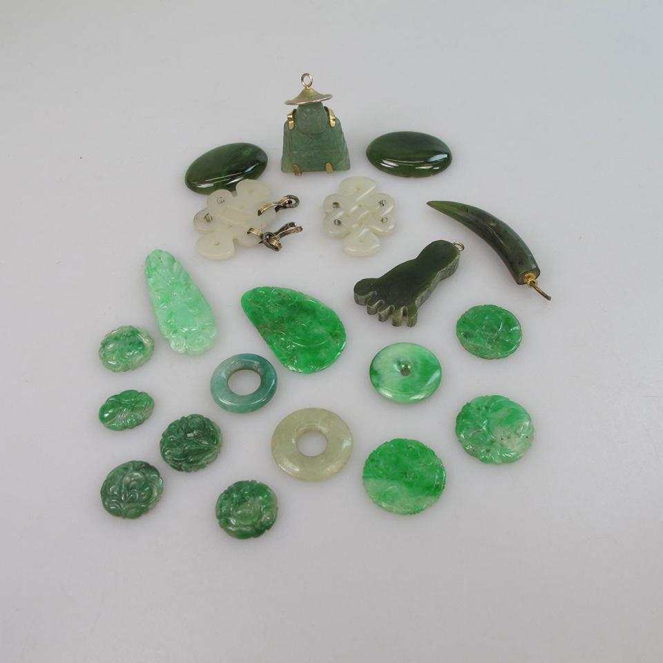 Small Quantity Of Jade Pendants