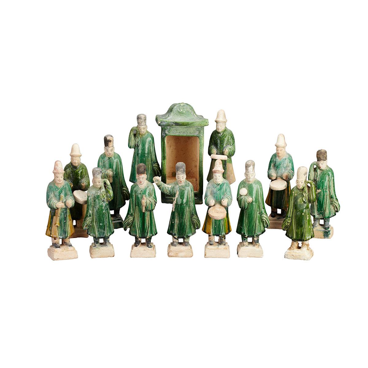 Thirteen Green Glazed Pottery Figures and Palanquin, Ming Dynasty