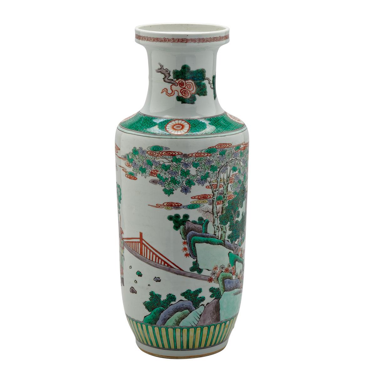 Famille Verte Rouleau Vase, Late Qing Dynasty