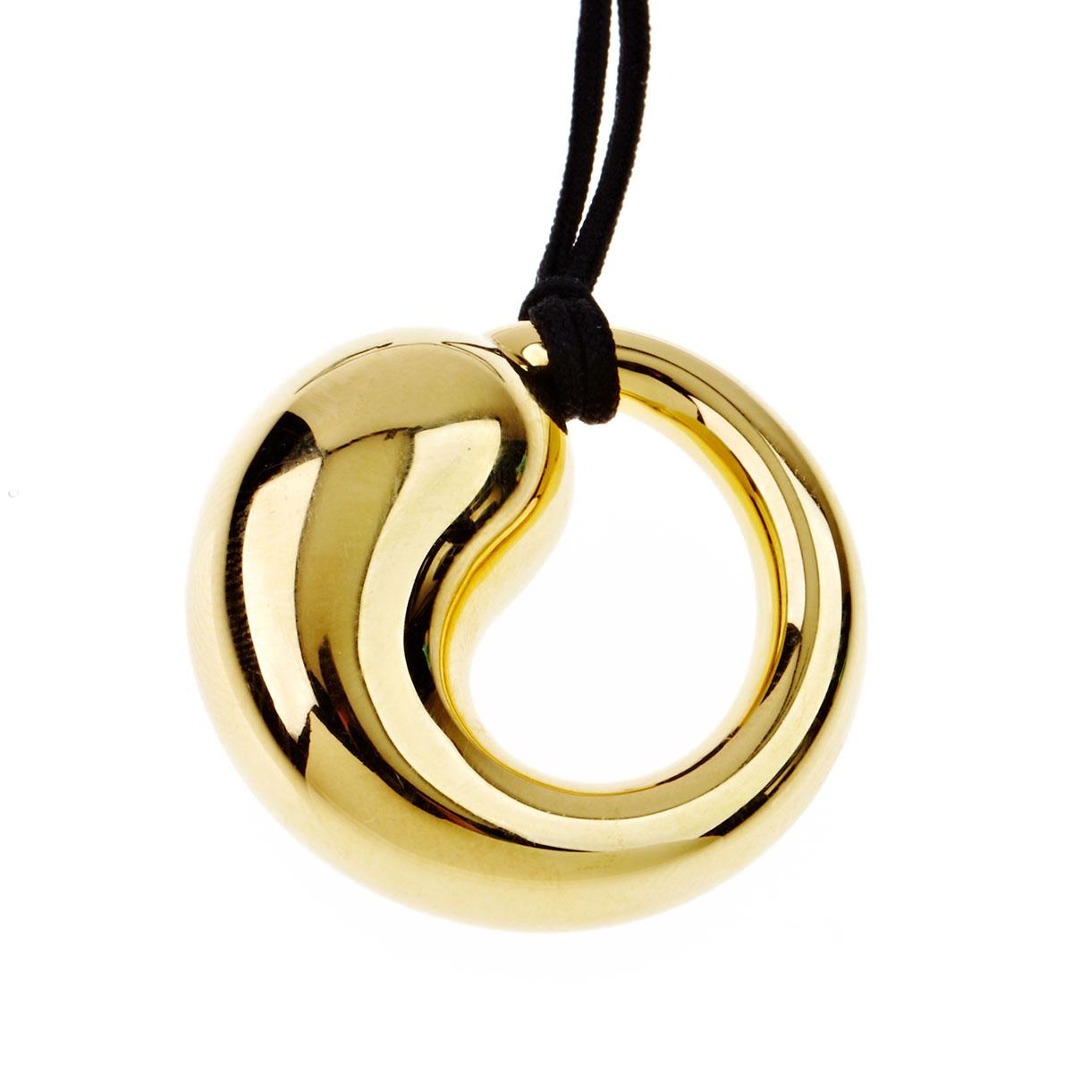 Tiffany & Co. Elsa Peretti Spanish 18k Yellow Gold Eternal Circle Pendant