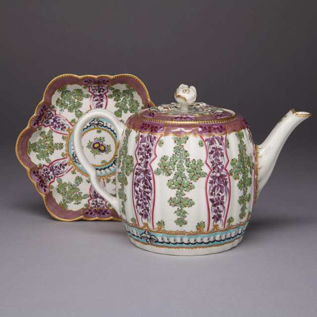 Worcester ‘Hop Trellis’ Teapot and Stand, c.1770-75