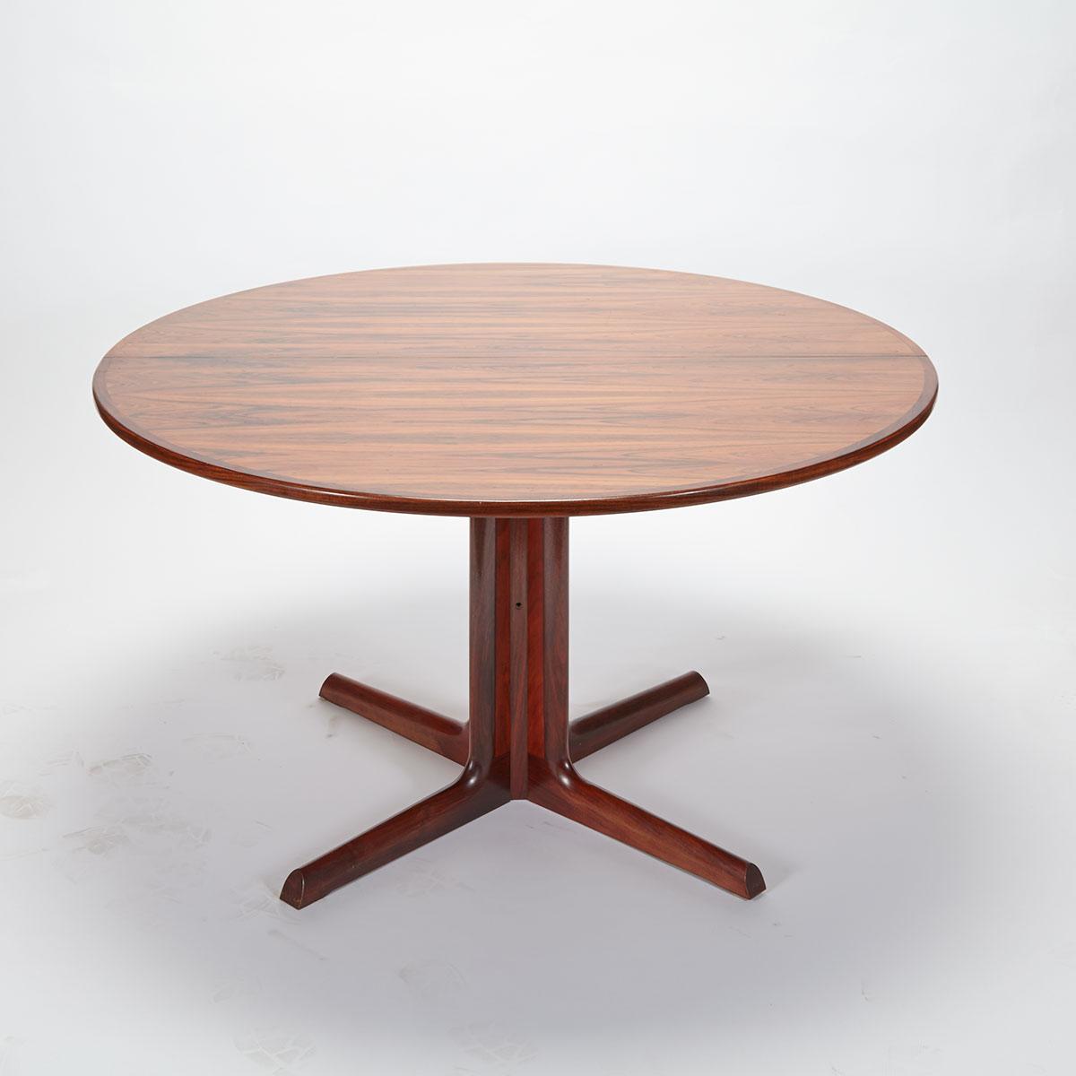 Niels O. Moller (Danish, 1920-1982) Rosewood and Teak Extension Dining Table, Gudme Mobelfabrik, mid 20th century