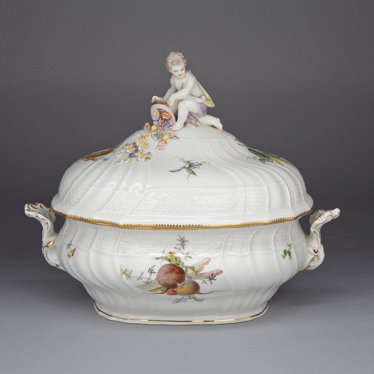 Meissen Oval Covered Soup Tureen, 20th century