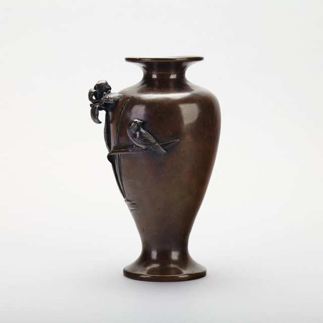 Bronze Cabinet Vase, Meiji Period, Circa 1900