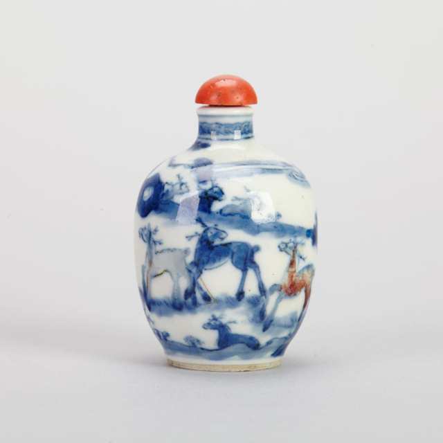 Three Blue and White Snuff Bottles, Yongzheng Mark, 19th Century