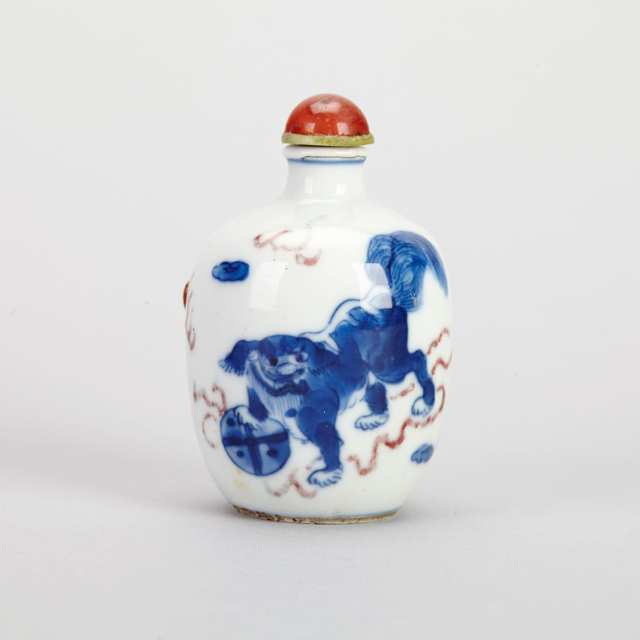 Three Blue and White Snuff Bottles, Yongzheng Mark, 19th Century