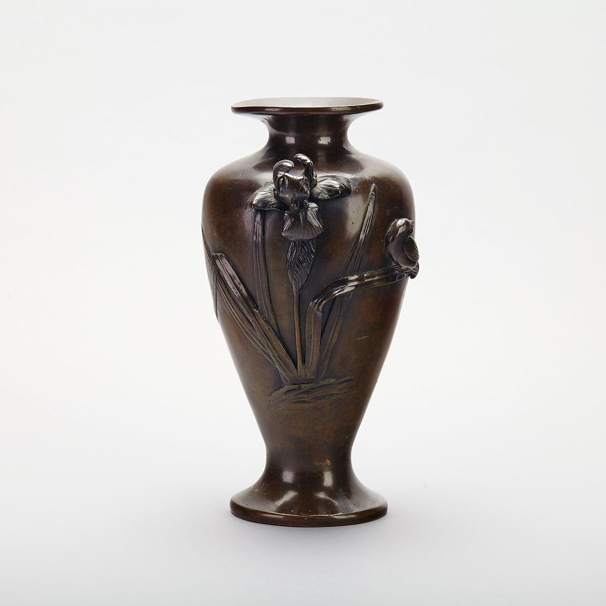 Bronze Cabinet Vase, Meiji Period, Circa 1900