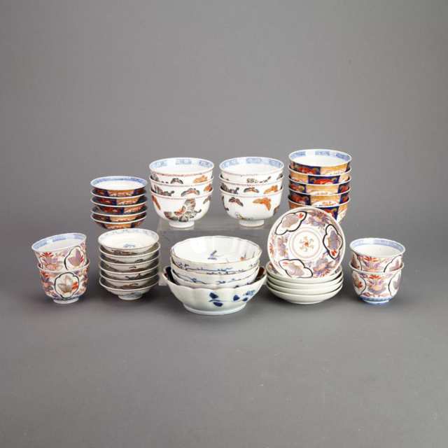 Group of 23 Assorted Imari Porcelain, 19th/20th Century