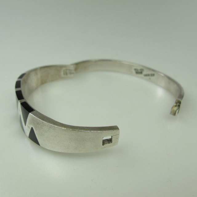 Mexican Sterling Silver Hinged Bangle