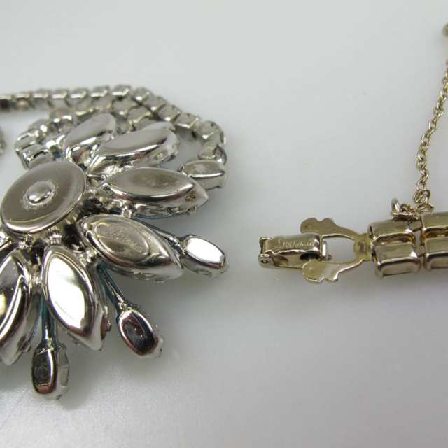 Sherman Metal Necklace And Bracelet