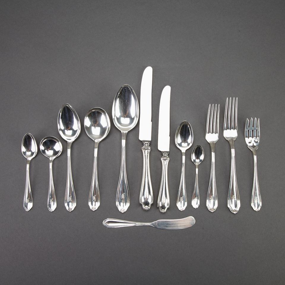 Canadian Silver ‘Laurel Wreath’ (Variant) Pattern Flatware Service, Roden Brothers, Toronto, Ont., early 20th century