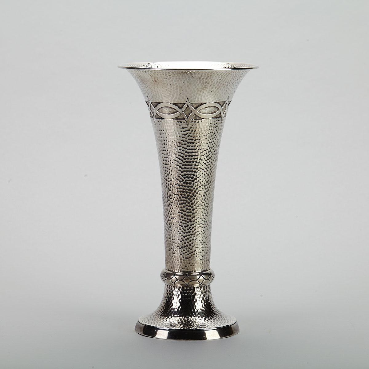 English Arts & Crafts Silver Trumpet Vase, Docker & Burn Ltd., Birmingham, 1923