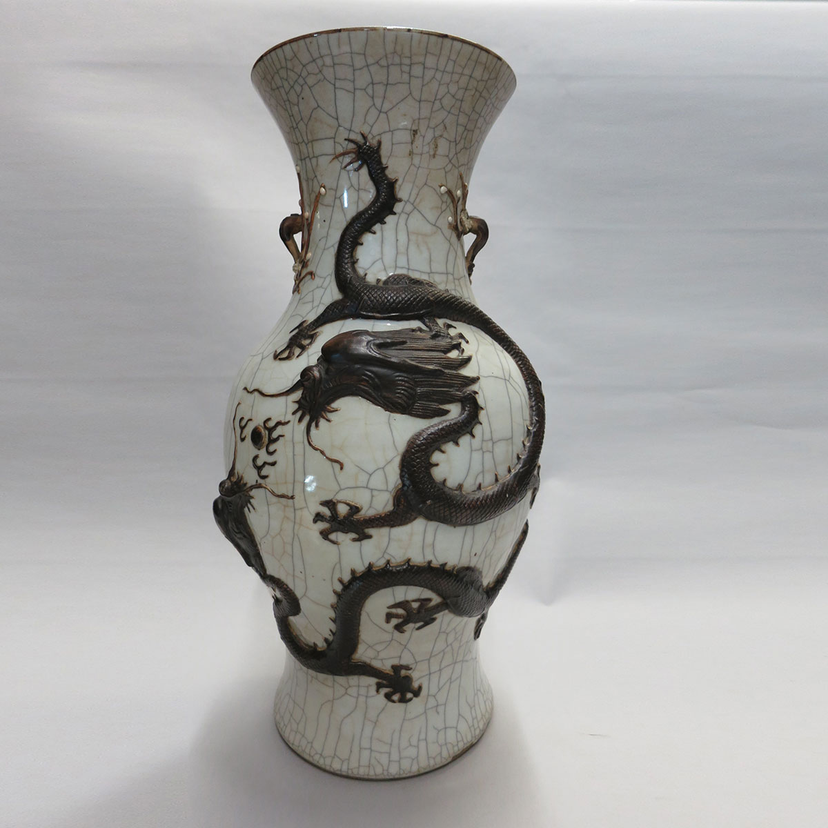 Crackle Glaze and Slip Decorated Vase, Republican Period