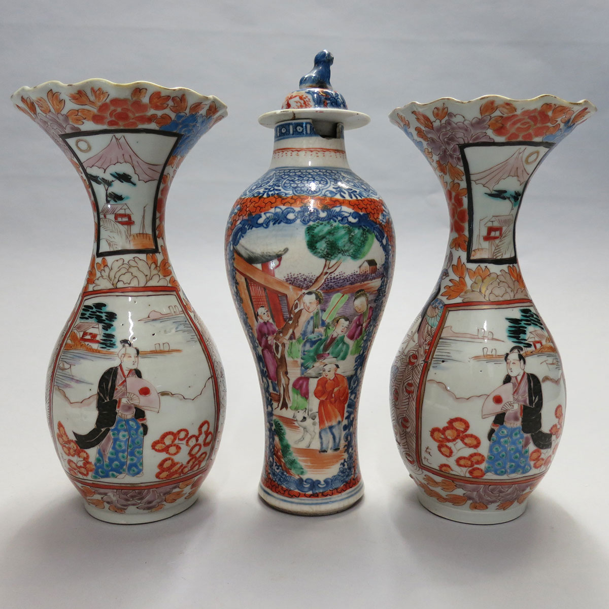 Export Canton Rose Baluster Vase and Cover, 18th Century