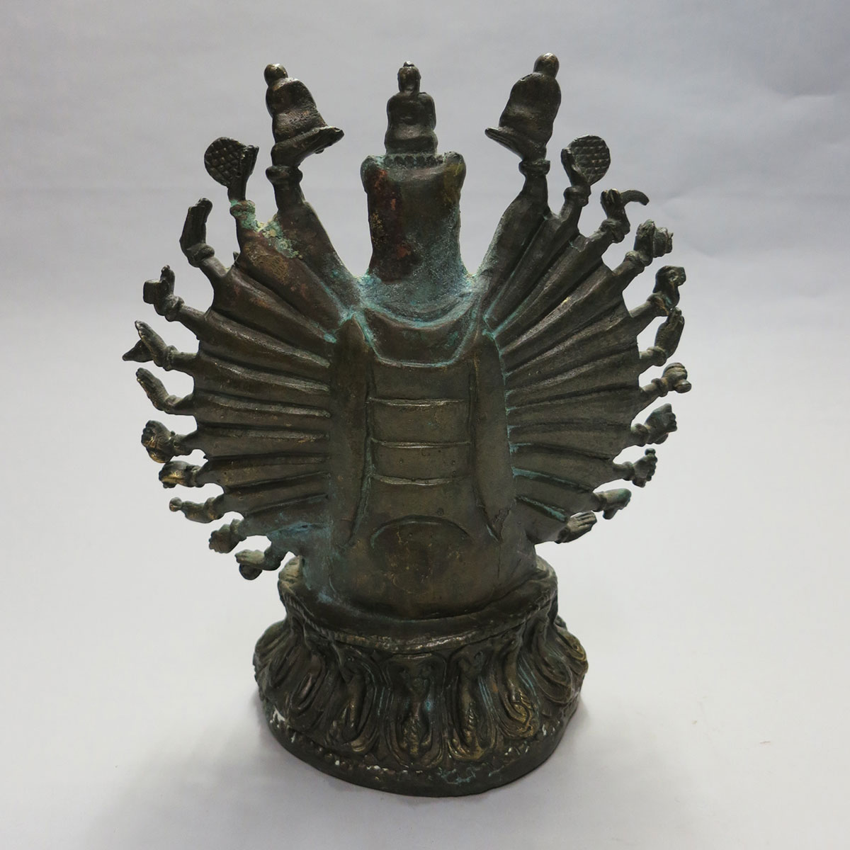 Bronze Seated Figure of Thousand-Arm Avalokitsevara