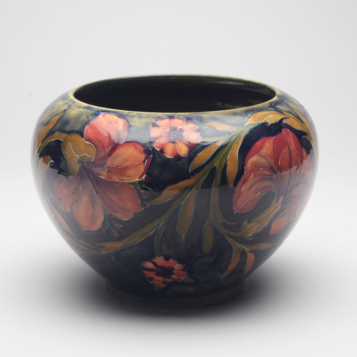 Moorcroft Spanish Vase, c.1916-18