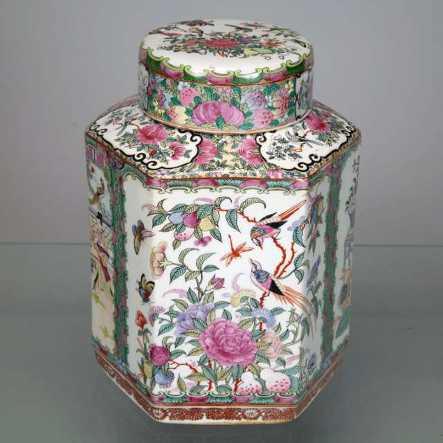 Four Famille Rose Porcelain Items