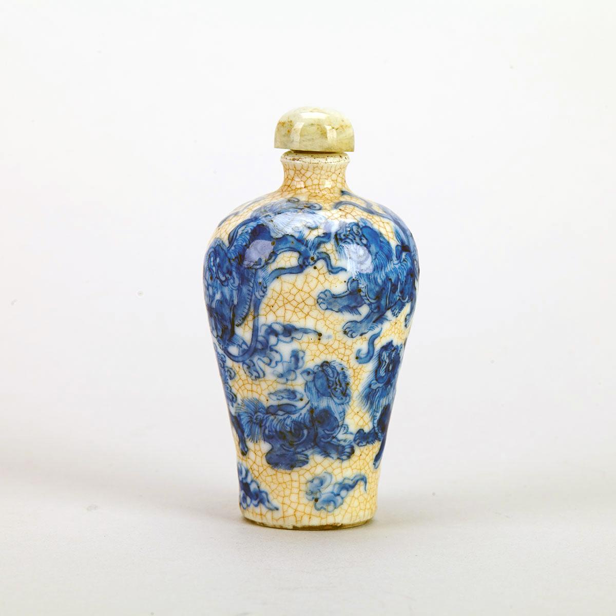 Large Blue and White Meiping Snuff Bottle, 19th Century