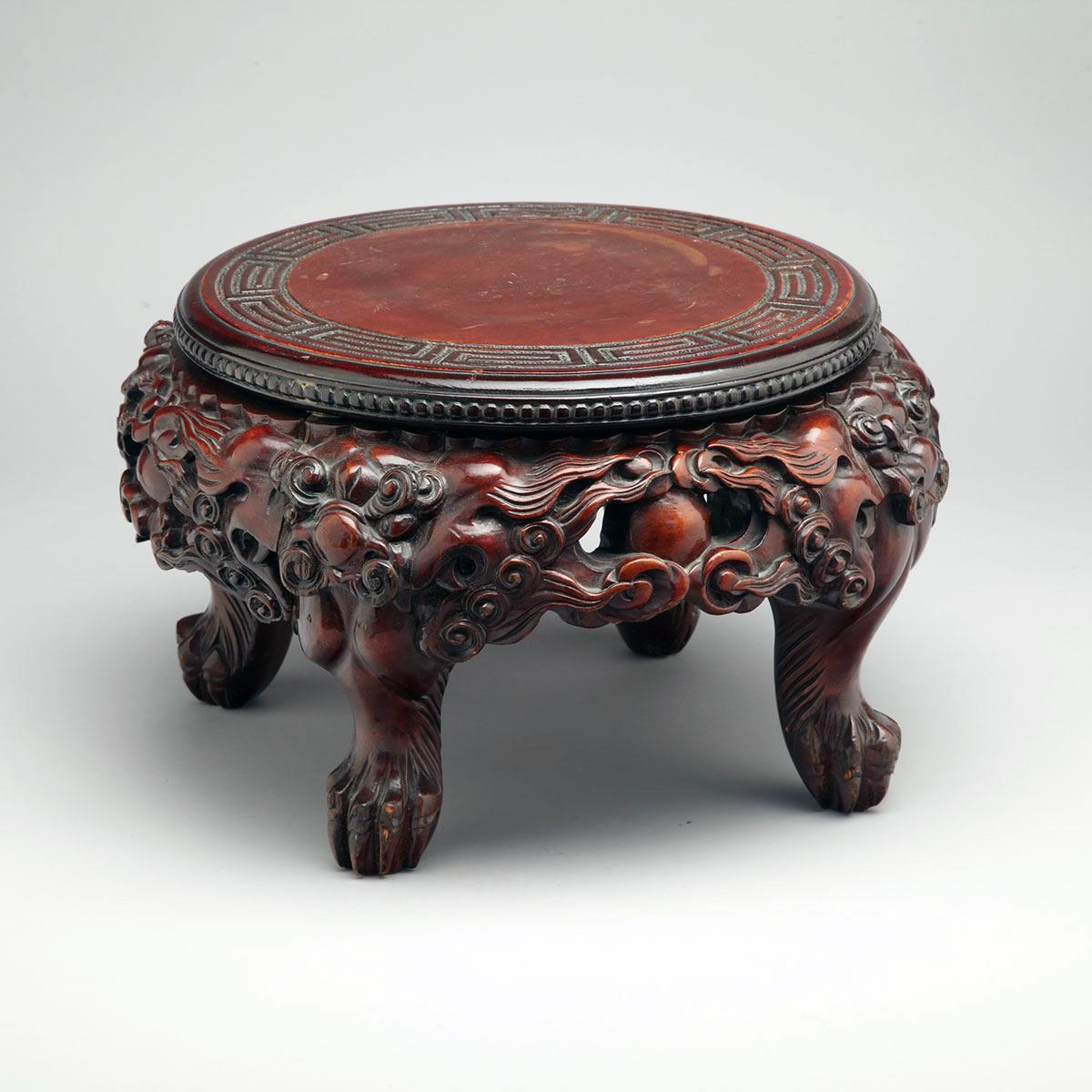 Large Japanese Red Lacquered Wood Stand, Meiji Period, 19th Century