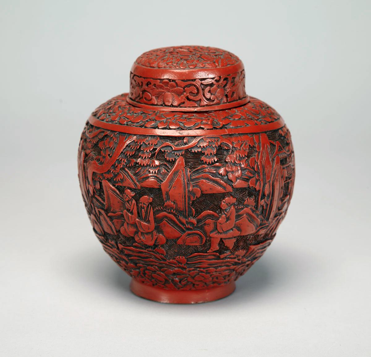 Cinnabar Lacquer Ginger Jar and Cover, Late Qing Dynasty